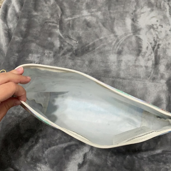 Travel bag! - Picture 4 of 5